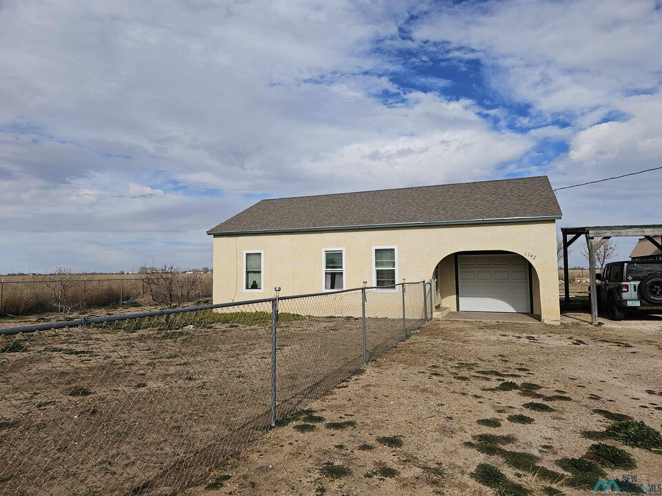 1742 NM-236 in Portales, NM - Building Photo