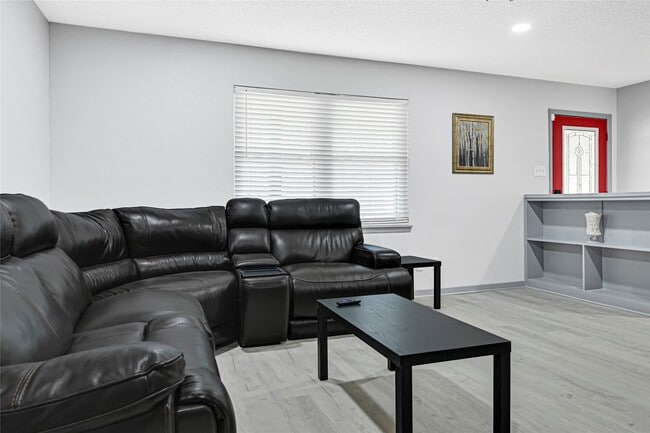 property at 1806 Clayton Dr