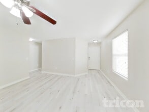 9922 Orchid Spring Ln in Houston, TX - Building Photo - Building Photo