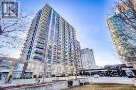 15-315 Singer Ct in Toronto, ON - Building Photo