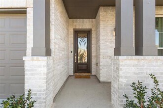 1136 Saddle Ridge Dr in Krugerville, TX - Building Photo - Building Photo