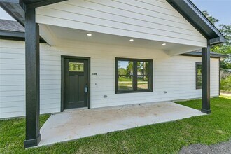 106 County Rd 3704 in Splendora, TX - Building Photo - Building Photo