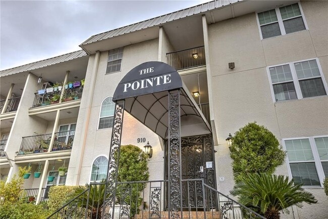 property at 910 Duncan Ln