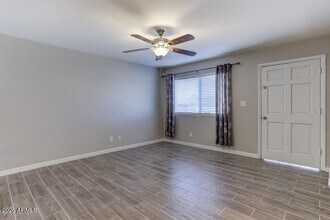 1527 W Huntington Dr in Tempe, AZ - Building Photo - Building Photo