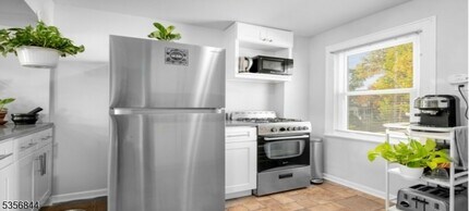 248 Spruce St in Bloomfield, NJ - Building Photo - Building Photo