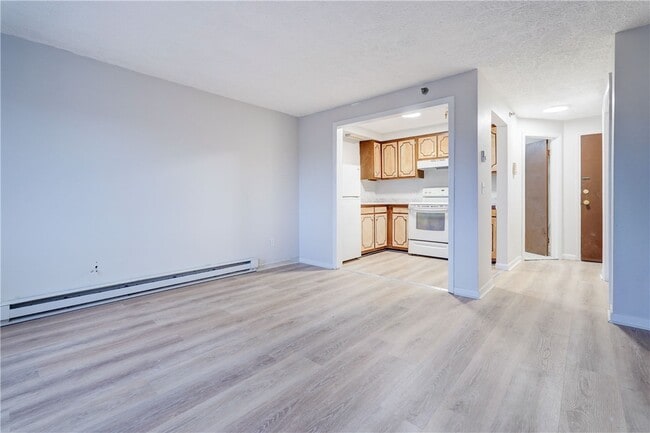 400 Main St in East Rochester, NY - Building Photo - Building Photo