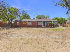 2713 Duncan Dr in Amarillo, TX - Building Photo