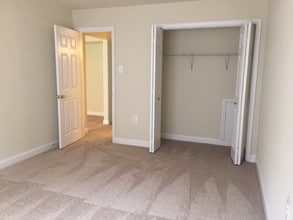 Crystal Springs in Silver Spring, MD - Building Photo - Building Photo