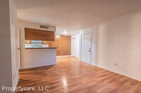 12905 Woodforest Blvd photo'