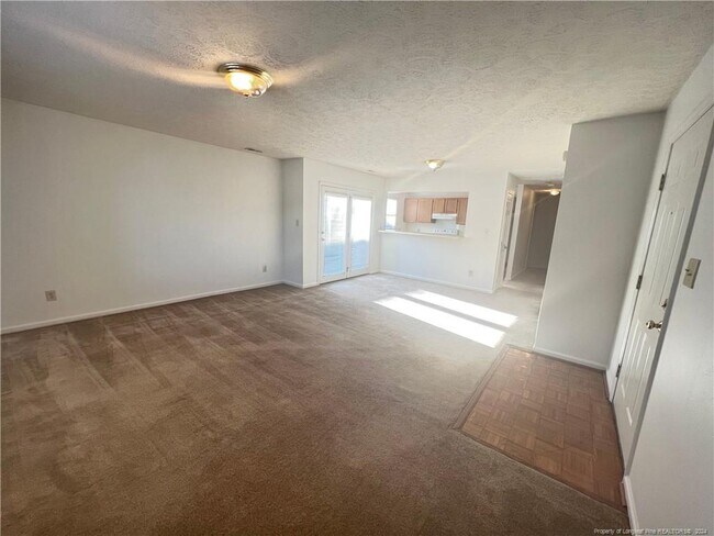 1055 Ancestry Dr in Fayetteville, NC - Building Photo - Building Photo