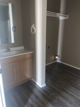 530 46th St, Unit B in Lubbock, TX - Building Photo - Building Photo