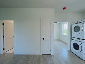 1881 E F St in Moscow, ID - Building Photo - Building Photo