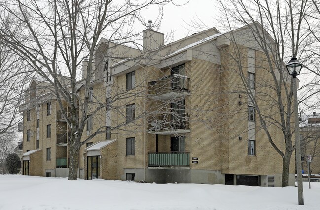 14524-14544 Aumais in Montréal, QC - Building Photo - Building Photo