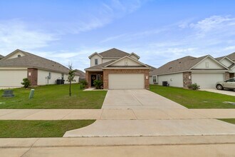 974 Marquis Dr in Bryan, TX - Building Photo - Building Photo