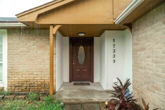17330 Heritage Bay Dr in Webster, TX - Building Photo - Building Photo