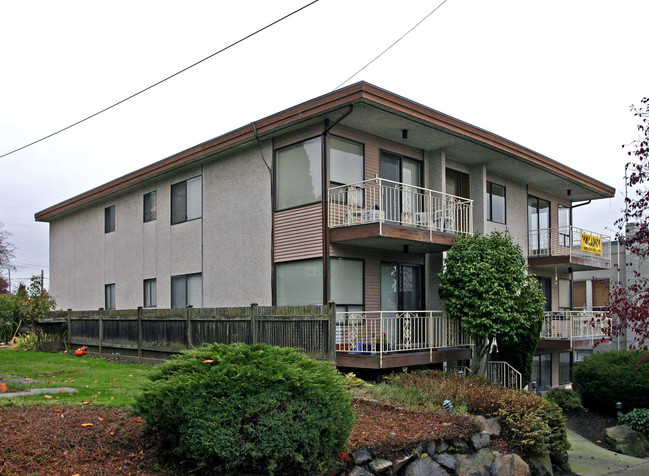 770 N 73rd St in Seattle, WA - Foto de edificio - Building Photo