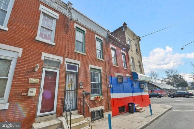 property at 1905 Waterloo St