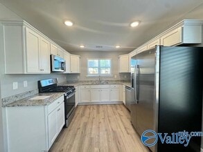 342 Angela St in Prattville, AL - Building Photo - Building Photo