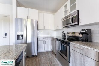 655 W Marina Cove Dr, Unit 153 in St. Augustine, FL - Foto de edificio - Building Photo