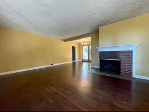 10255 SW Walker Rd in Beaverton, OR - Building Photo - Building Photo