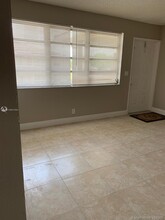 845 Twin Lakes Dr-Unit -30-E in Coral Springs, FL - Building Photo - Building Photo