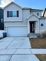 121 N Independence Way in Saratoga Springs, UT - Building Photo