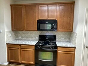 1700 Kemah Dr in Austin, TX - Building Photo - Building Photo