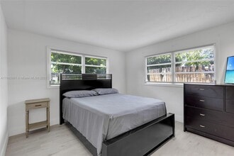 5836 Hope St in Hollywood, FL - Building Photo - Building Photo