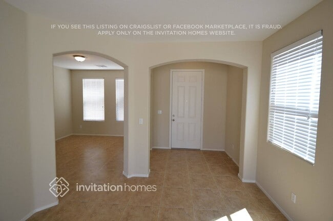 8117 RedBud Vine St in North Las Vegas, NV - Building Photo - Building Photo