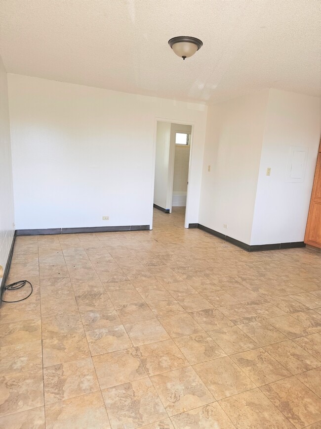 94-961-961 Kahuamoku Pl in Waipahu, HI - Building Photo - Building Photo
