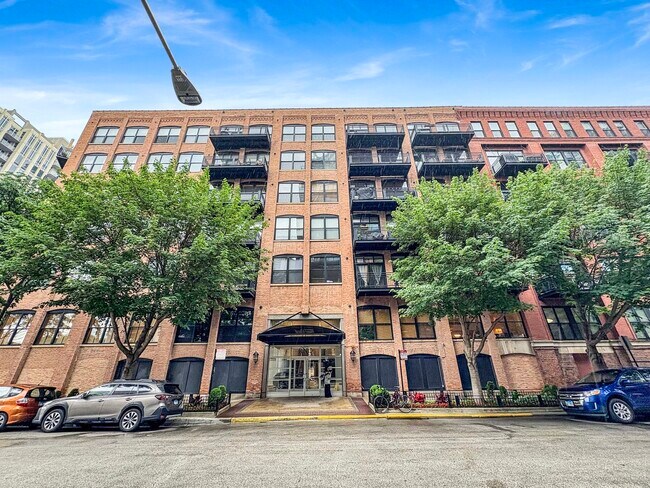 property at 520 W Huron St