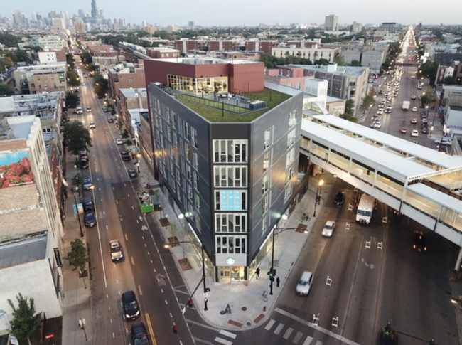 1923 N Western Ave, Unit 605 in Chicago, IL - Building Photo - Building Photo