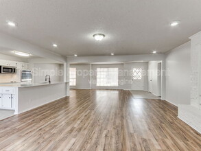 5713 NW 114th St in Oklahoma City, OK - Building Photo - Building Photo