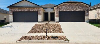 9314 Clarke Cv in Converse, TX - Building Photo