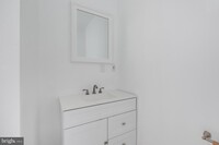 5036 Walnut St photo'