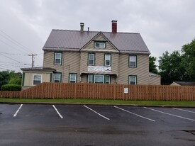 26 S Adams St in Akron, OH - Building Photo