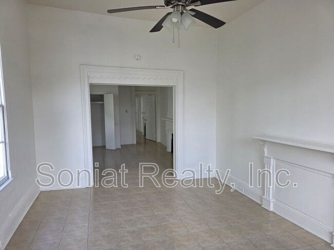 516 S Genois St in New Orleans, LA - Building Photo - Building Photo