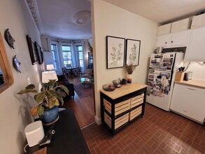 30 Holyoke St, Unit 2 in Boston, MA - Building Photo - Building Photo