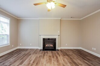 1525 Bucklebury Ct in Charlotte, NC - Foto de edificio - Building Photo