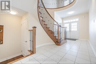 1272 Sim Pl in Milton, ON - Building Photo - Building Photo