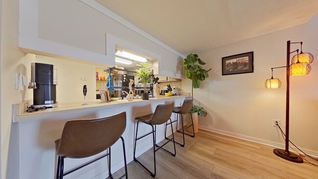 property at 5 Chatelaine Cir SE
