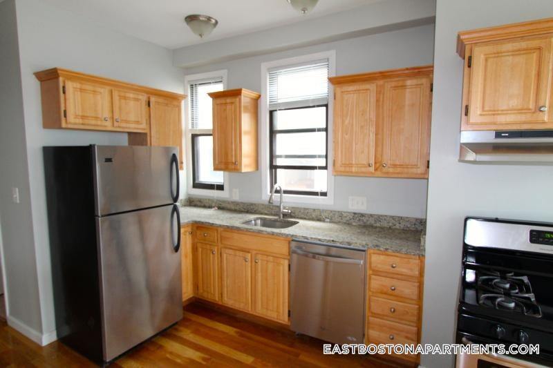 358 Princeton St in Boston, MA - Building Photo