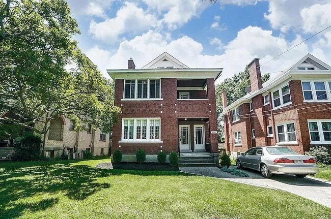 property at 4363 Ridgeview Ave