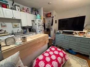 43 Irving St, Unit 4 in Boston, MA - Building Photo - Building Photo