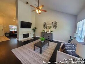 12226 Ashley Ct in San Antonio, TX - Foto de edificio - Building Photo