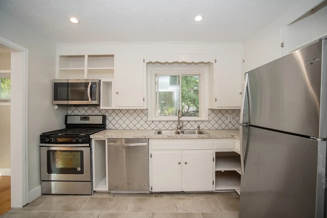 350 Humboldt St in Rochester, NY - Building Photo - Building Photo