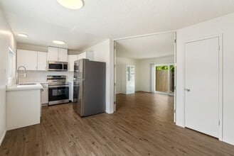 1835 Garden St in San Luis Obispo, CA - Building Photo - Building Photo