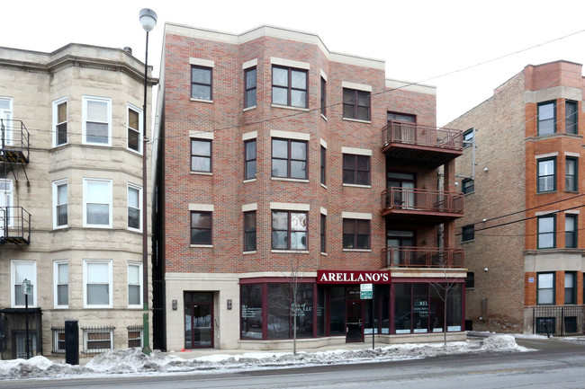 1054 W Lawrence Ave in Chicago, IL - Foto de edificio - Building Photo