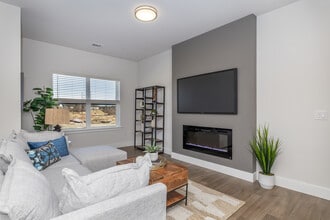 The Reserve at Timber Ridge in Coplay, PA - Foto de edificio - Building Photo