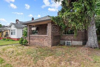 808 E Mission Ave in Spokane, WA - Building Photo - Building Photo
